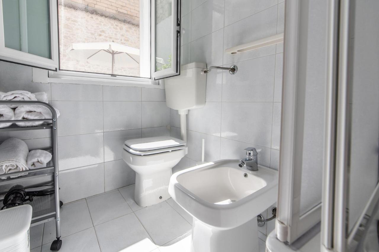 Carlentini House B&B Комизо Экстерьер фото